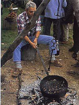  Image name: 32-castagne.jpg 
 width: 254 pixel 
 height: 337 pixel 
 Size: 26586 bytes 
 Click to enlarge 